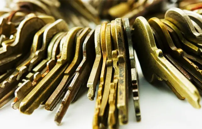 multiple keys being shown off