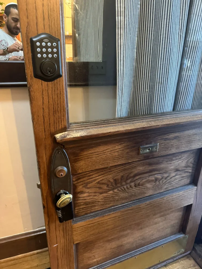 Commercial Door Lock Replacement Services
