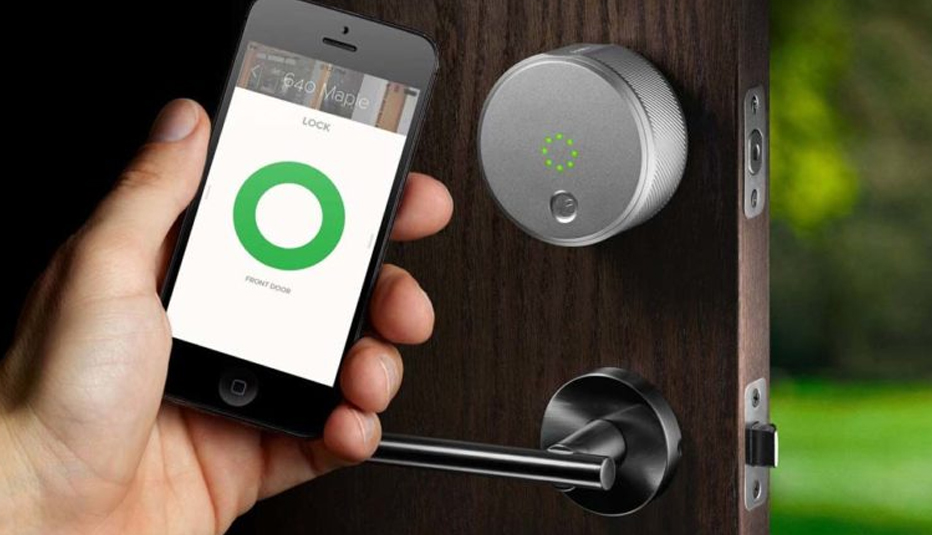 Top Benefits Of a Smart Door Lock